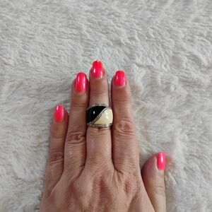 Sterling Silver Black & Cream Enamel Ring